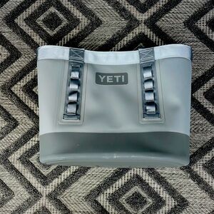Yeti Camino 35 tote bag
